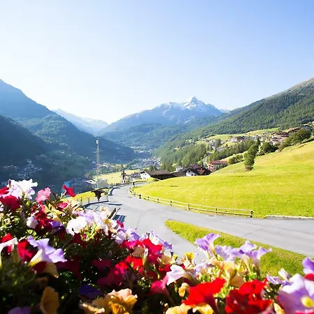 Haus Alois Bed & Breakfast Sölden