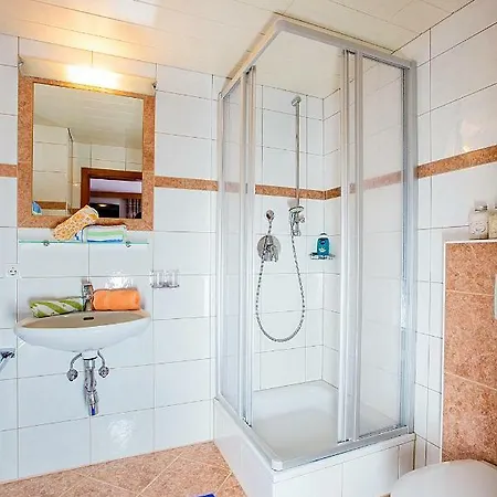 Haus Alois Bed & Breakfast *